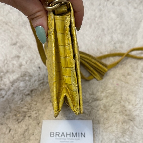 🐊Brahmin Yellow Croc-Embossed Crossbody Bag - Picture 6 of 10